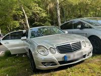 Gebraucht Mercedes E320 Avantgarde 224 PS (164 kW) 2006 Grau Limousine