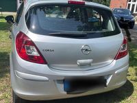 Używany Opel Corsa 80 KM (58 kW) 2009 Srebrny Hatchback