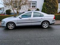 Gebraucht Volvo S60 143 PS (105 kW) 2002 Silber Limousine