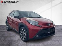 Gebraucht Toyota Aygo Team 72 PS (52 kW) 2024 Chilli red Kleinwagen
