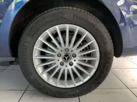 Gebraucht Mercedes V300 Style 237 PS (174 kW) 2025 Blau Van / Kleinbus