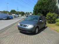 Gebraucht VW Touran Trendline 150 PS (110 kW) 2006 Platinum grey metallic Van / Kleinbus