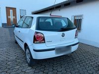 Gebraucht VW Polo 60 PS (44 kW) 2007 Weiß Kleinwagen