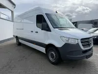 Używany Mercedes Sprinter 190 KM (139 kW) 2021 Biały Van