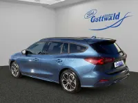 Gebraucht Ford Focus ST-Line X 155 PS (114 kW) 2026 Chromablau metallic Kombi