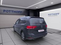 Gebraucht VW Touran Active 150 PS (110 kW) 2022 Grau Van / Kleinbus