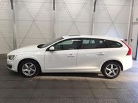 Gebraucht Volvo V60 150 PS (110 kW) 2015 Weiß Kombi