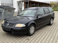Gebraucht VW Passat Comfortline 131 PS (96 kW) 2004 Black magic perleffekt Kombi