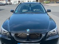 Gebraucht BMW 530 258 PS (189 kW) 2005 Schwarz Kombi