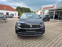 Gebraucht VW Tiguan Life 150 PS (110 kW) 2022 Schwarz SUV