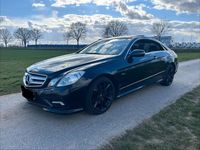 Gebraucht Mercedes E250 AMG 204 PS (150 kW) 2009 Schwarz Coupé