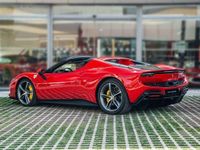 Nouă Ferrari 296 840 CP (617 kW) 2025 Roșu Cabrio