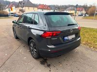 Gebraucht VW Tiguan 125 PS (91 kW) 2018 Grau SUV