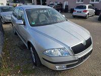Gebraucht Skoda Octavia Ambiente 102 PS (75 kW) 2005 Diamantsilber met. Kleinwagen