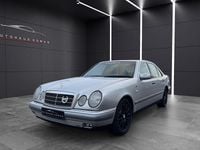 Second-hand Mercedes E280 Elegance 1996 Argintiu Berlinǎ