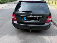 Gebraucht Mercedes C180 120 PS (88 kW) 2011 Schwarz Kombi