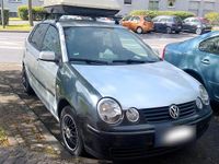 Second-hand VW Polo 75 CP (55 kW) 2005 Argintiu Hatchback
