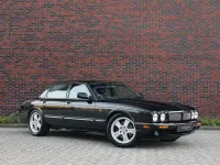 Gebraucht Jaguar XJR 364 PS (267 kW) 1999 Schwarz Limousine
