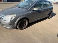 Gebraucht Opel Astra 105 PS (77 kW) 2007 Grau Limousine