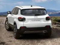 Neu Jeep Avenger Longitude 101 PS (74 kW) 2025 Snow white SUV