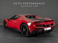 Gebraucht Ferrari 296 829 PS (609 kW) 2023 Rot