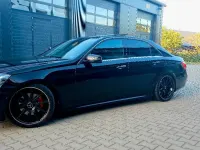 Gebraucht Mercedes E250 AMG line 204 PS (150 kW) 2014 Schwarz Limousine