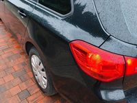 Gebraucht Opel Astra 96 PS (70 kW) 2014 Schwarz Kombi