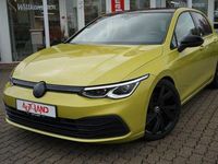 Gebraucht VW Golf VII Style 150 PS (110 kW) 2020 Limonengelb metallic (metallic) Limousine