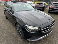 Gebraucht Mercedes E220 Avantgarde 194 PS (142 kW) 2021 Schwarz Limousine
