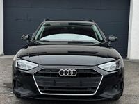 Gebraucht Audi A4 163 PS (119 kW) 2023 Schwarz Kombi