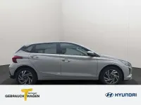 Gebraucht Hyundai i20 Trend 101 PS (74 kW) 2025 Grau Kleinwagen