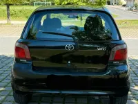 Gebraucht Toyota Yaris 68 PS (50 kW) 2001 Schwarz Kleinwagen
