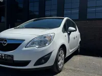 Gebraucht Opel Meriva 101 PS (74 kW) 2013 Weiß Van / Kleinbus