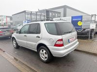 Gebraucht Mercedes ML320 218 PS (160 kW) 2001 Silber SUV