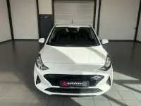 Gebraucht Hyundai i10 Trend 63 PS (46 kW) 2024 Weiß Kleinwagen