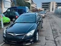 Gebraucht Hyundai i30 109 PS (80 kW) 2011 Schwarz Kombi