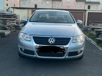 Second-hand VW Passat 2006 Gri Berlinǎ