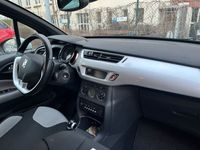 gebraucht Citroën DS3 VTI95 EZ 11/2011 43.000 km schwarz und weißes Dach