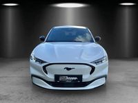 Gebraucht Ford Mustang Mach-E Premium 258 kW (351 PS) 2022 Starweiß SUV