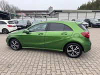 Gebraucht Mercedes A180 Urban 122 PS (89 kW) 2016 Elbait gruen  metallic Kleinwagen