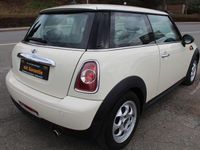 Gebraucht Mini ONE Pepper 75 PS (55 kW) 2012 Weiß Kleinwagen