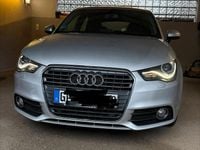 Gebraucht Audi A1 Sportback Attraction 122 PS (89 kW) 2013 Silber Kleinwagen