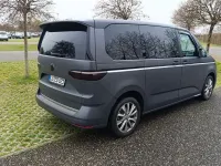 Gebraucht VW Multivan Style 150 PS (110 kW) 2022 Grau Van / Kleinbus