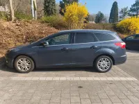 Usado Ford Focus Titanium 163 CV (119 kW) 2014 Azul Familiar