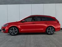 Gebraucht Hyundai i30 Advantage 101 PS (74 kW) 2024 Ultimate red Kombi