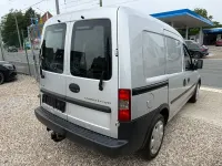 Gebraucht Opel Combo 101 PS (74 kW) 2012 Silber Van / Kleinbus