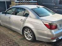 Gebraucht BMW 525 192 PS (141 kW) 2004 Silber Limousine