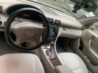 Gebraucht Mercedes C220 143 PS (105 kW) 2003 Silber Limousine