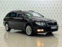 Gebraucht Skoda Superb Exclusive 140 PS (102 kW) 2013 Schwarz Kombi
