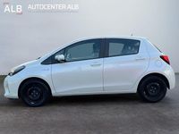 Gebraucht Toyota Yaris Hybrid Club 75 PS (55 kW) 2014 Weiß Limousine